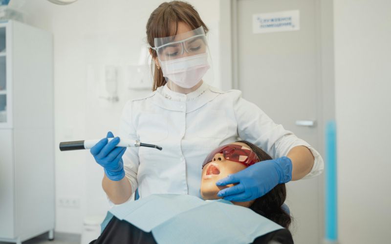 No momento, você está visualizando Dentes amarelados: causas e como resolver definitivamente